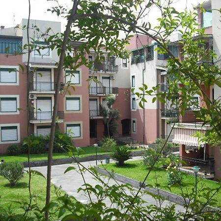 Suitehome Taormina Giardini Naxos Eksteriør bilde