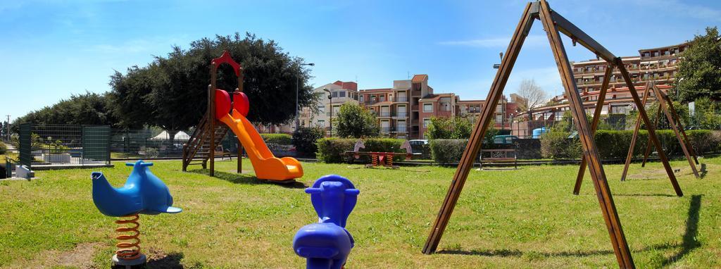 Suitehome Taormina Giardini Naxos Eksteriør bilde